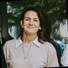 <p>Mariana Pečená<br />
Managing Partner<br />
<strong>Tel:</strong> +420 724 767 532<br />
<span style="font-weight: 400;"><strong>Email:</strong> mariana.pecena@impact.cz</span></p>
