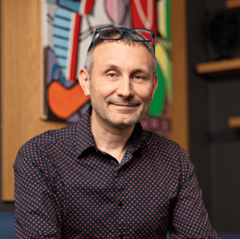 <p><span style="font-weight: 400;">Radek Maršík<br />
</span><span style="font-weight: 400;">Managing partner<br />
</span><span style="font-weight: 400;"><strong>Email:</strong> marsik@fleishman.com </span></p>
